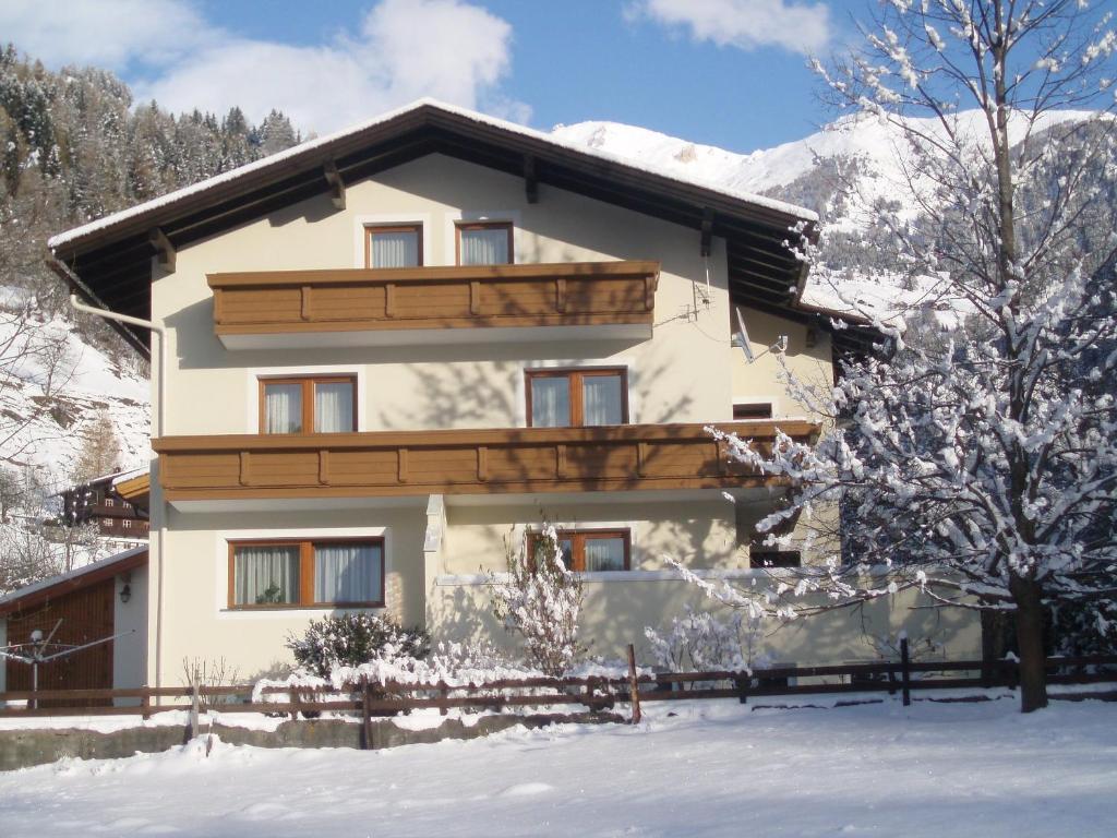 Appartement Sylvester Matrei in Osttirol Oda fotoğraf